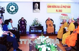 Lãnh đạo TP Hồ Chí Minh thăm, chúc mừng một số cơ sở Phật giáo tiêu biểu
